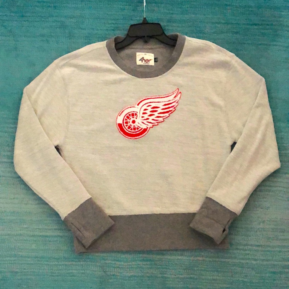 Detroit Red Wings Women’s Sweater Size Large